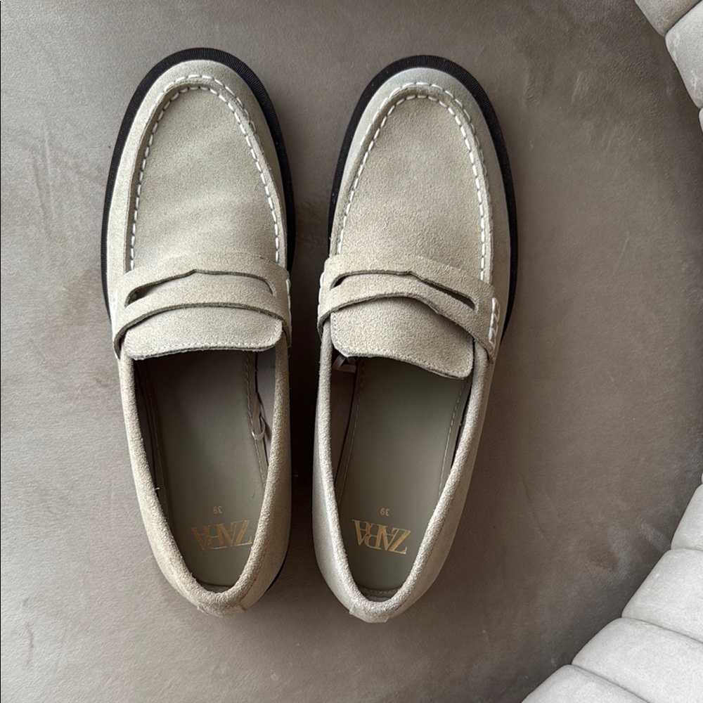 Zara Men's Cream Loafers